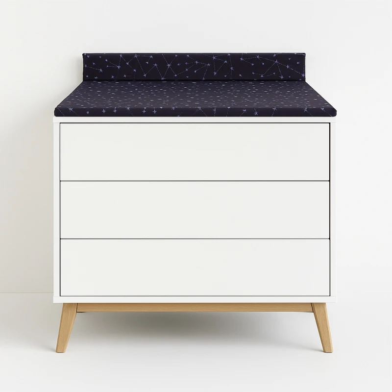 משטח החתלה -שחור כוכבים. ניתן להוסיף שם