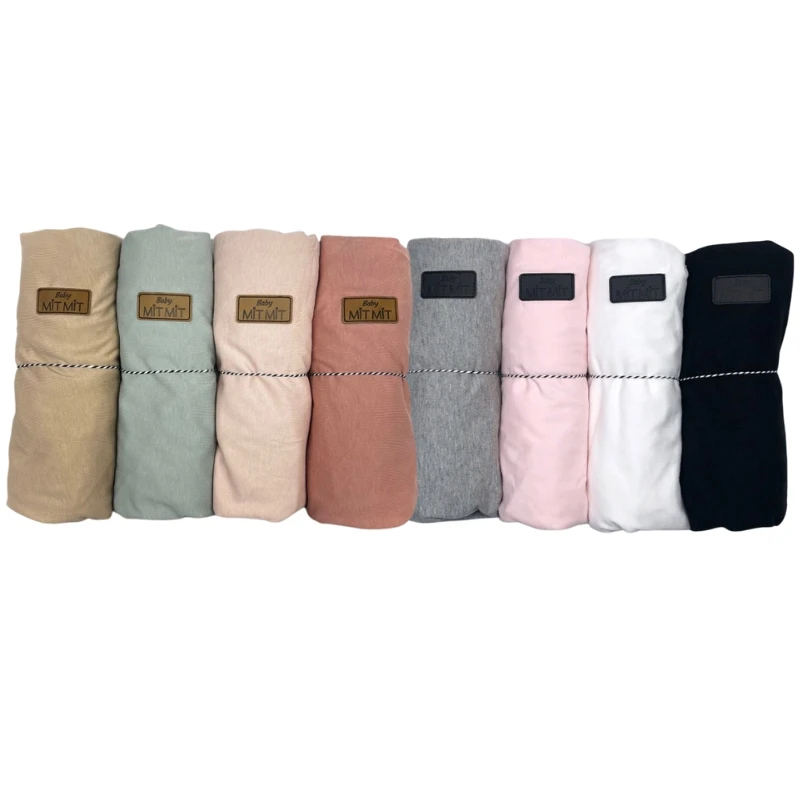 זוג סדינים חלקים לעריסה ולאמבטיית עגלה. ניתן להוסיף שם