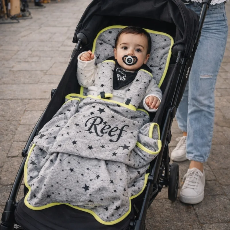 סט ריפודית וחבקים: מתאים לעגלה/לטיולון/לסלקל/לדונה- אפור כוכבים+ צהוב