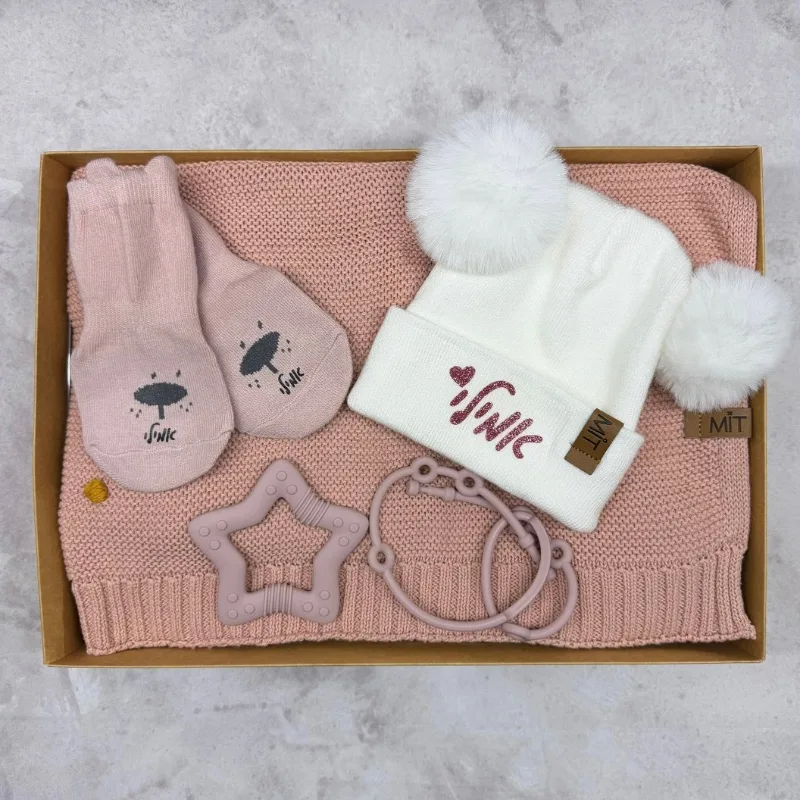 מתנת לידה לתינוקת